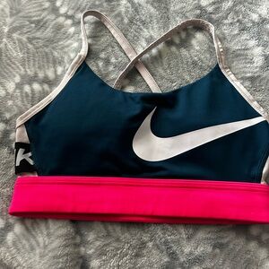 Icon Clash Women's Light-support Sports Bra In Blue,pink